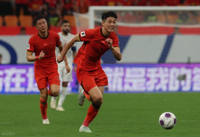 关于国足评分：颜骏凌张玉宁表现尚可后腰表现难如人意的信息